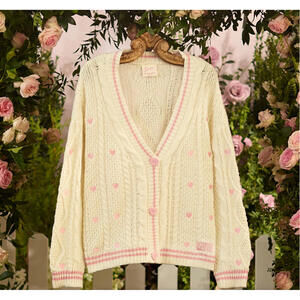 TAYLOR SWIFT LIMITED EDITION LOVER ALBUM CARDIGAN SIZE XL/2XL SOLD OUT IN HAND🎵